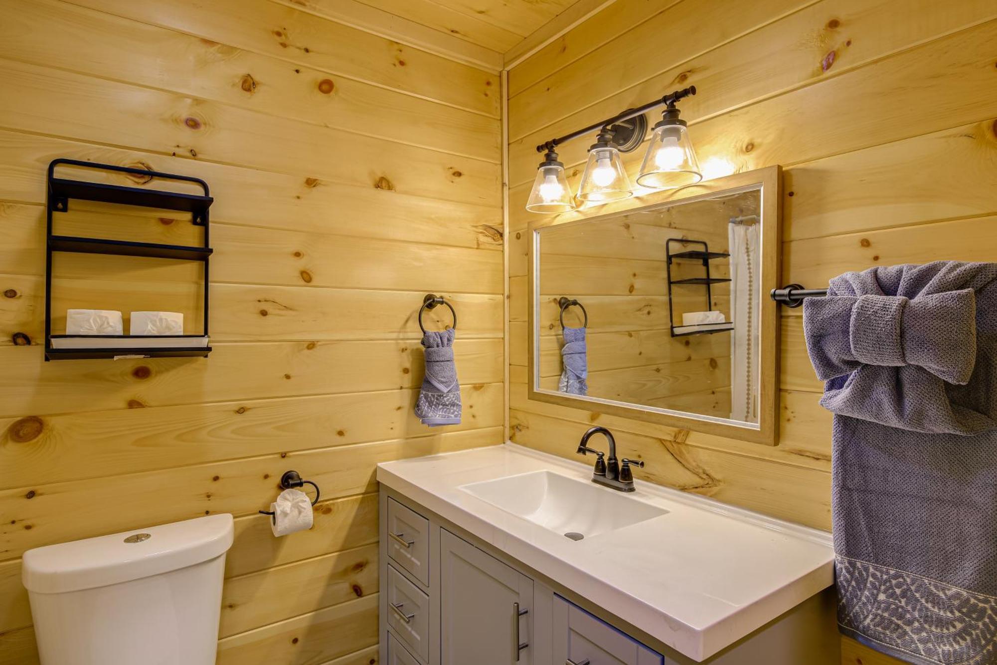 Gatlinburg Cabin With Game Room, Hot Tub And Mtn Views Bagian luar foto