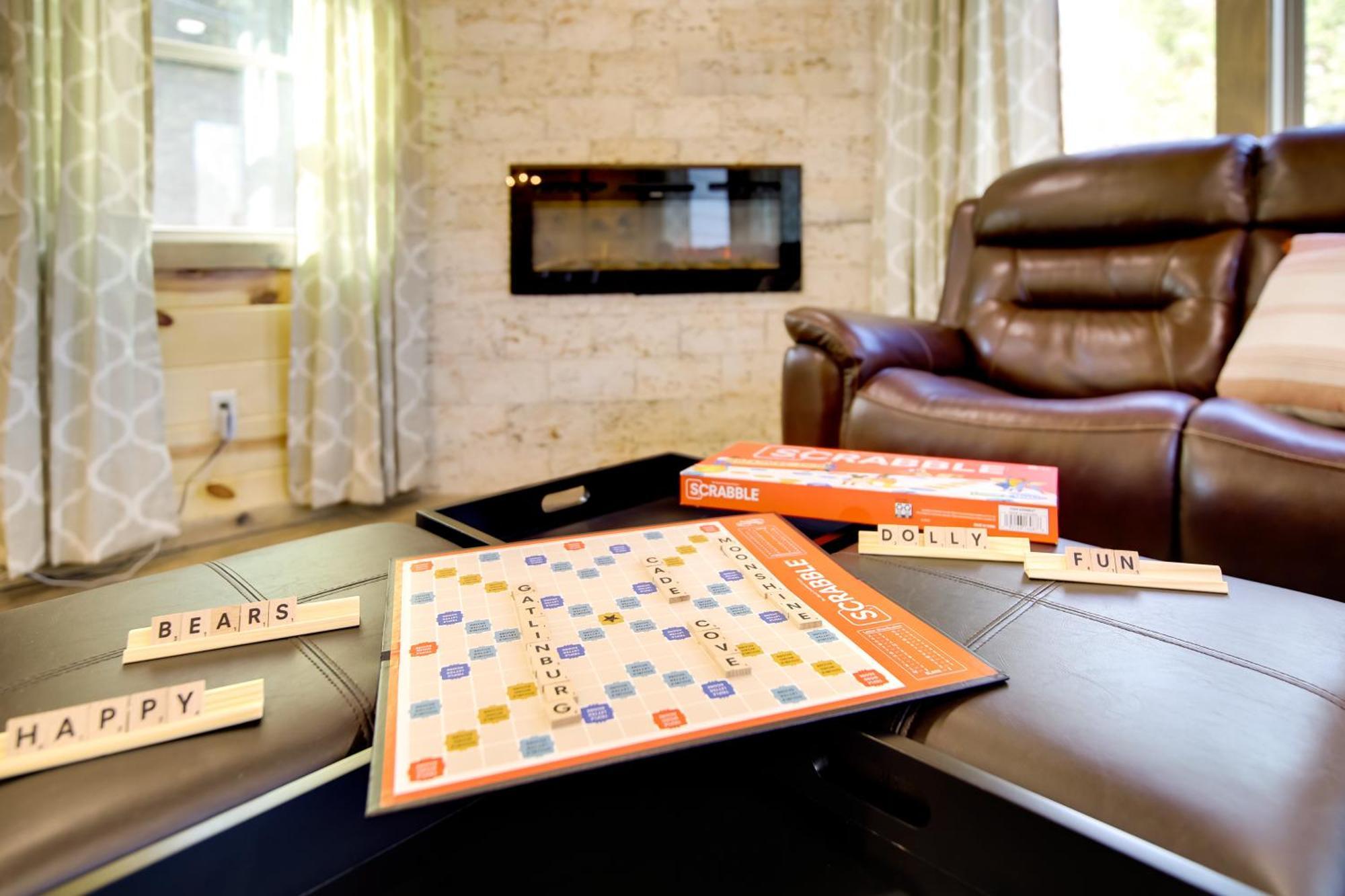 Gatlinburg Cabin With Game Room, Hot Tub And Mtn Views Bagian luar foto